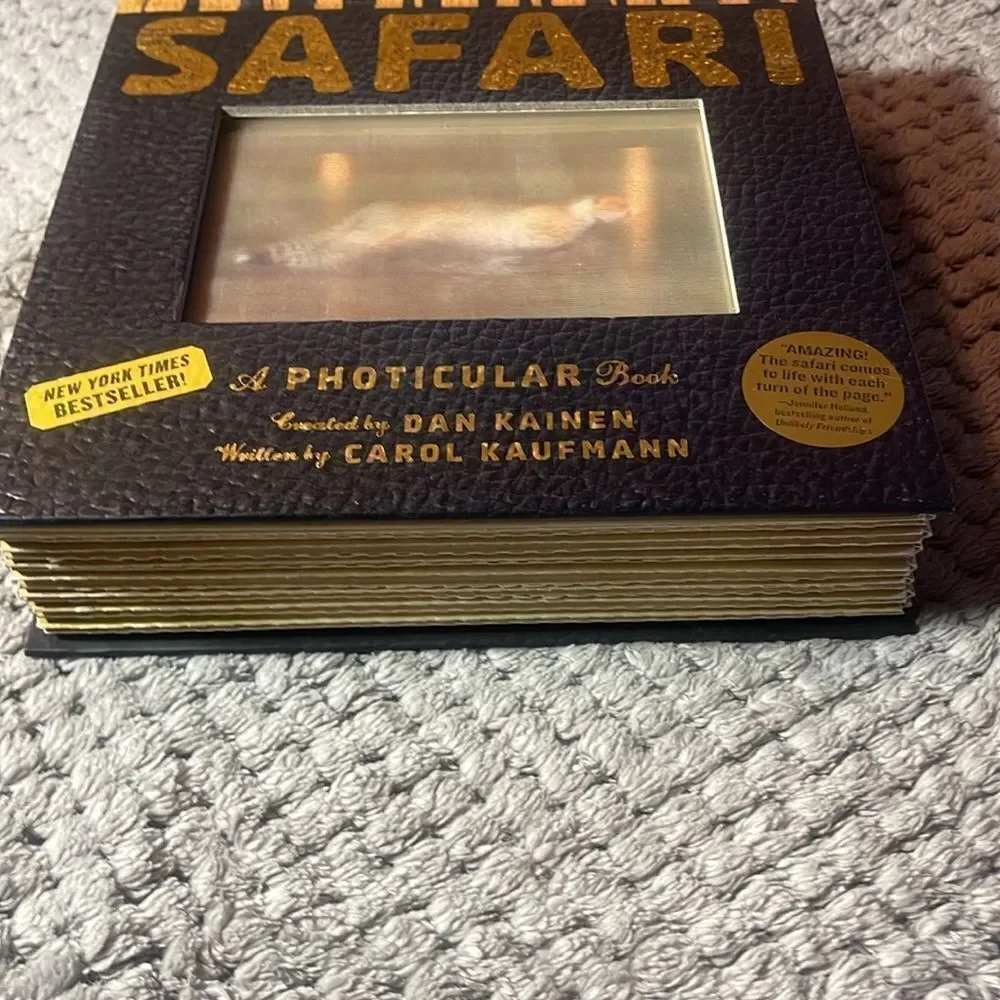 Safari a photicular  book created by Dan Canaan